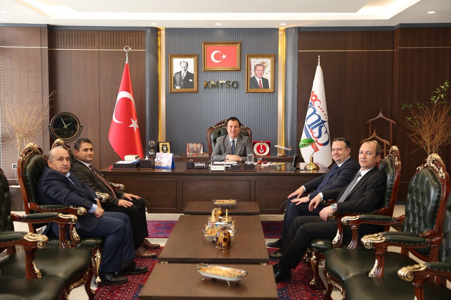 682547732 18456098329109458 5290897545081502685 N