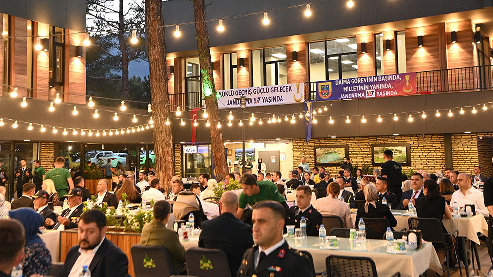 Şehit Aileleri Ve Gazilerle (6)