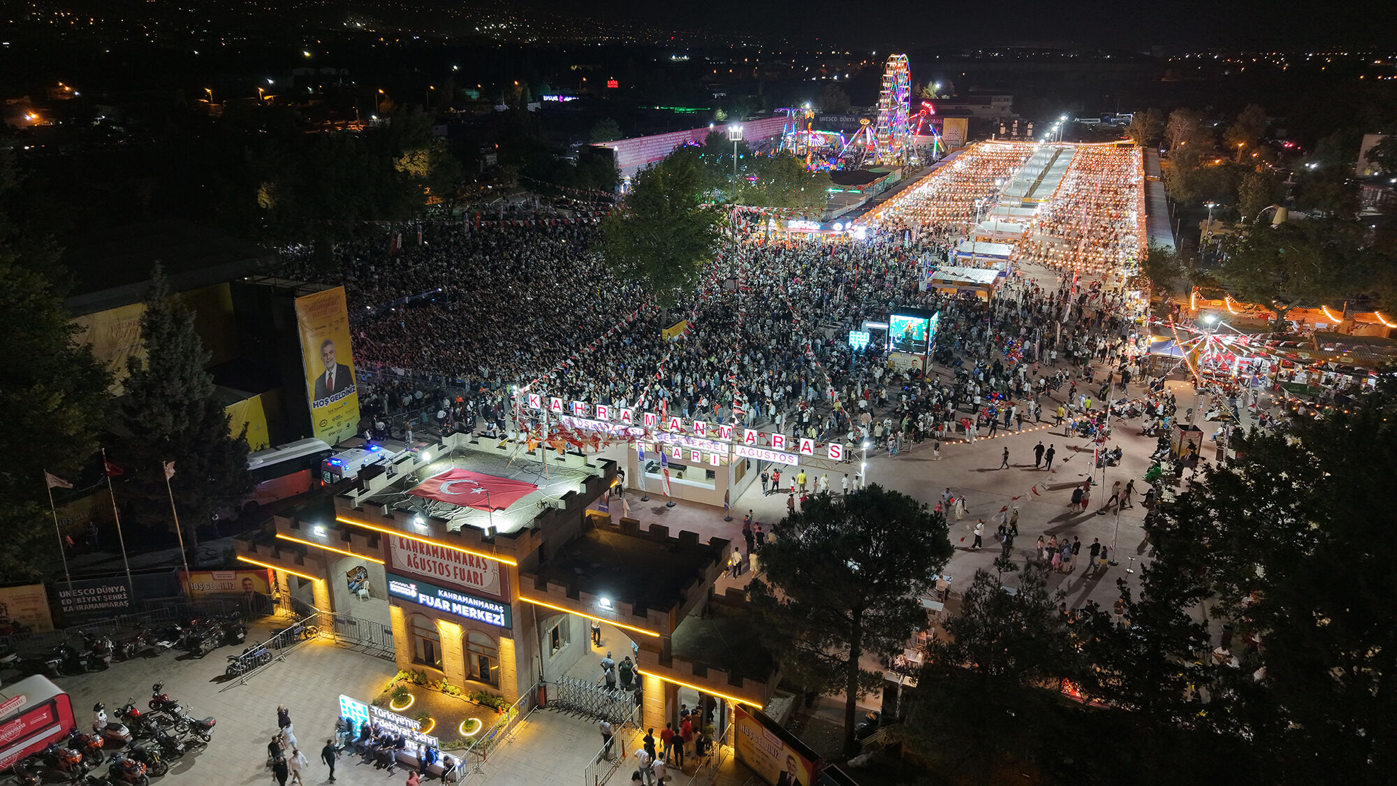Zakkum Konseri (2)