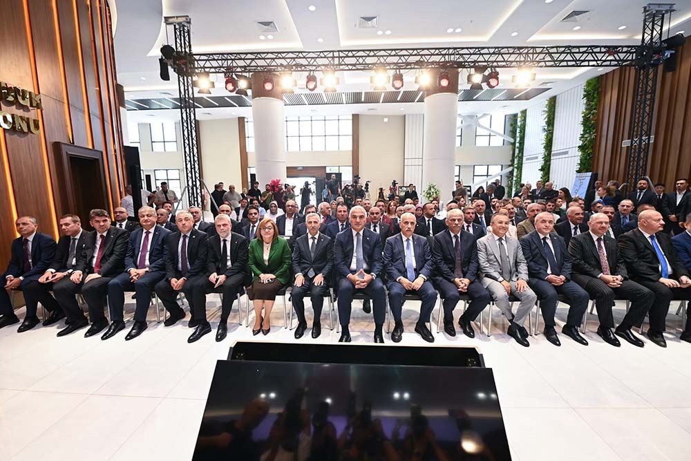 Bakan (1)